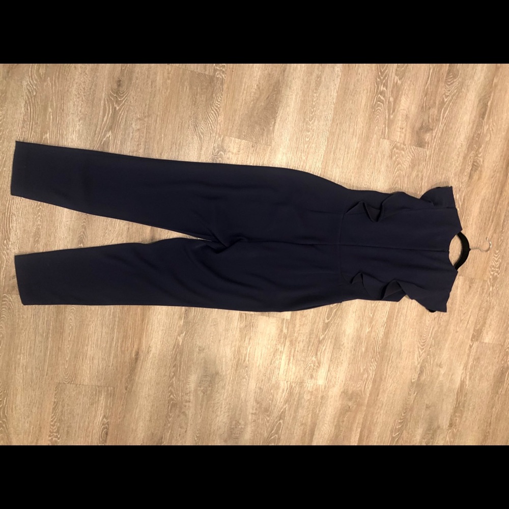 Junpsuit - Picture 2 of 2